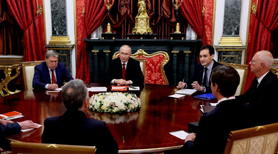 Ušakov: Vitkof i Kušner predali Putinu ideje za rešavanje sukoba u Ukrajini