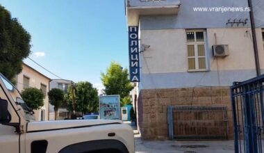 Nove cene dokumenata: Novčanu pomoć prati udar na džep građana