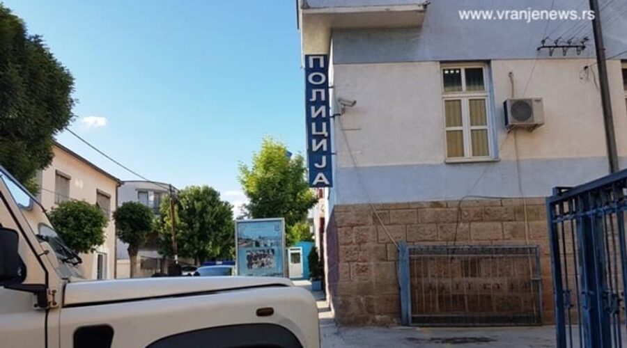 Nove cene dokumenata: Novčanu pomoć prati udar na džep građana