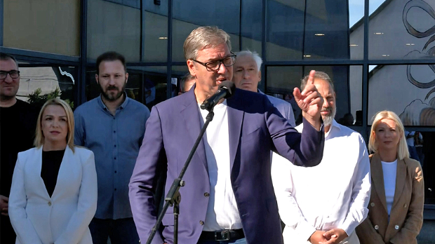 Vučić: O iznosu povećanja plata i penzija 11. septembra, u širem sistemu vlade treba da bude više od 40 odsto žena