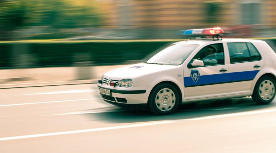 Pijani monstrum kolima udario troje dece, svakom amputirana desna noga: Dečak (9) u komi, određen pritvor