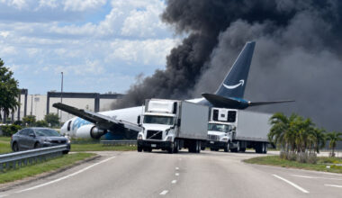 (Video) Najmanje pet žrtava incidenta na aerodromu u Majamiju: Avion izleteo sa piste, udario u vozila i zapalio se!