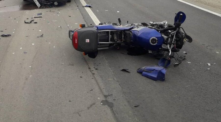 Maloletnik vozio motor bez dozvole i kacige: Najnoviji detalji nesreće kod Temerina, tinejdžer se zakucao u banderu, nije mu bilo spasa