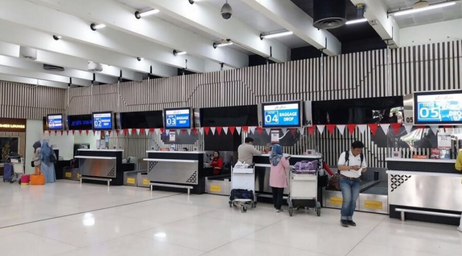 Aerodrom u DŽakarti ponovo otvoren, tri ostaju zatvorena