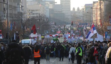Fajnenšel tajms: Da li više ljudi u Srbiji želi promene ili podržava Ratka Mladića?
