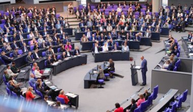 AfD poručio Mercu — Vaše vreme je prošlo