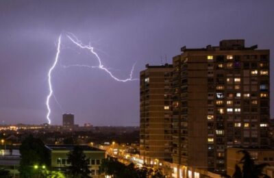 CIKLON SVE JAČI, SPREMAJU SE OLUJE SA GRMLjAVINOM: Region na udaru nevremena, vlasti poslale hitno saopštenje građanima