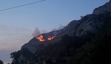 Požar nadomak manastira Ostrog, vatrogasci na terenu