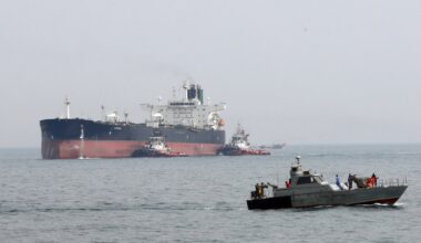 FT: Iran i zemlje Persijskog zaliva planiraju sastanak radi dogovora o Ormuzu