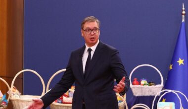 Vučić najavljuje prosečnu platu od 1.200 evra i brine zbog cene goriva