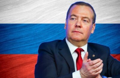 Medvedev naveo razloge zašto CIA treba da ga nauči pameti