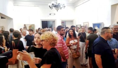 Izuzetna posećenost izložbe Zorice Đorđević u Paraćinu (FOTO)