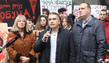 Predstavnici opozicije osudili napad na dekana Filozofskog fakulteta u Beogradu Danijela Sinanija