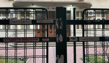 Zaposleni na Filozofskom fakultetu tužiće Ministarstvo prosvete zbog umanjenja koeficijenta za plate