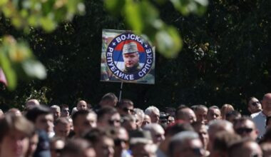 Senka Ratka Mladića na Balkanu: Sarajevo i Beograd u diplomatskom klinču