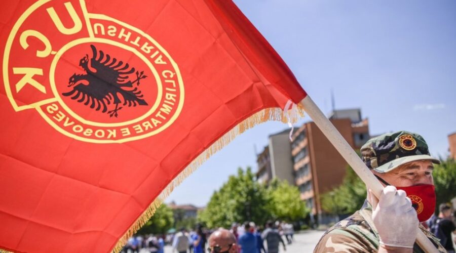 Sutra marš podrške optuženim visokim oficirima OVK pred Specijalnim sudom u Prištini