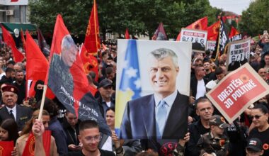 Nekoliko dana pred presudu vođama tzv. OVK za ratne zločine, u Prištini masovni protest podrške