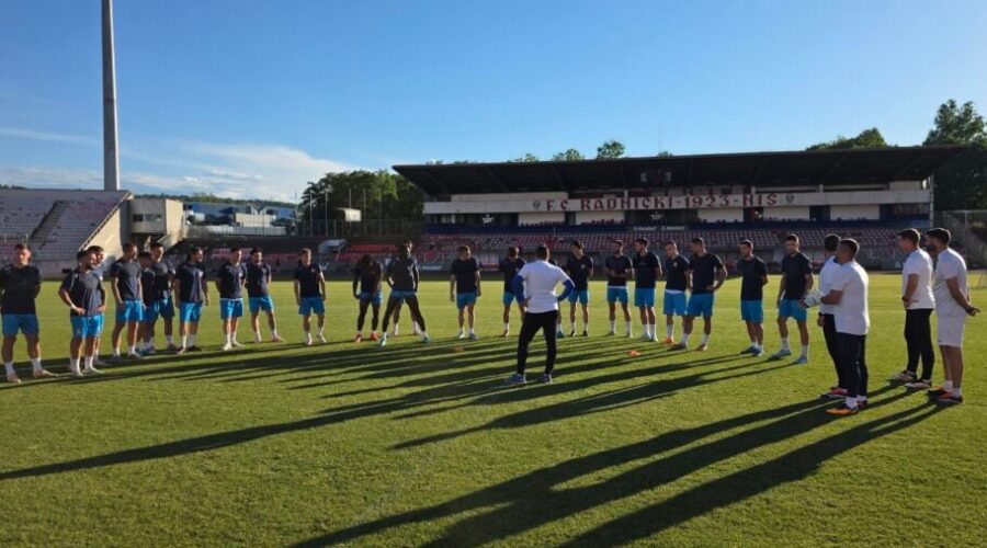 Romantika na „Čairu“ – niški Radnički dočekuje OFK Beograd