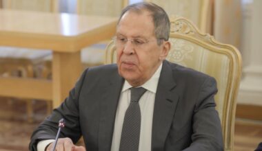 Lavrov: Rusija spremna za pregovore s Ukrajinom, ali neće obustaviti vojnu operaciju