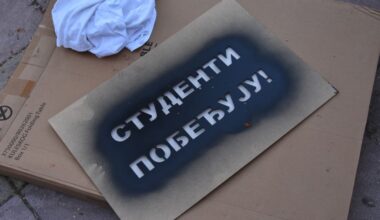 Protest u Nišu zbog odbijanja opštinskih overivača da overavaju potpise za Studentsku listu
