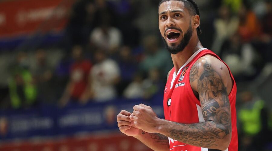 “Mi smo meta – svi žele da nas sruše!” Olimpijakos brani tron, a on ima samo jednu želju!