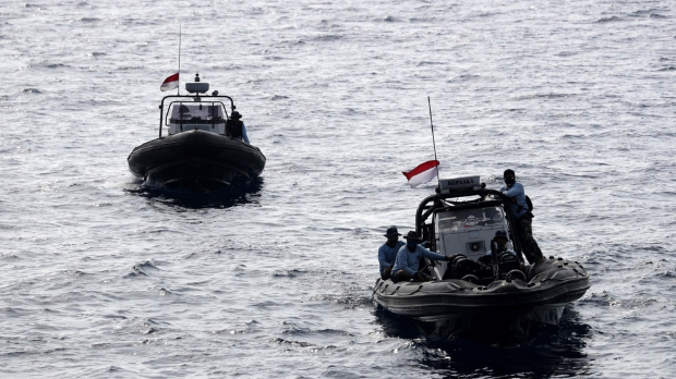 Nestao indonežanski brod u Javanskom moru, evakuisano 115 ljudi