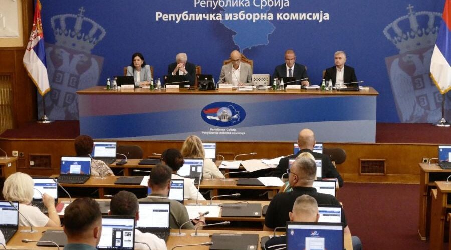 RIK usvojio izbornu listu SNS, a na njoj očekivana imena