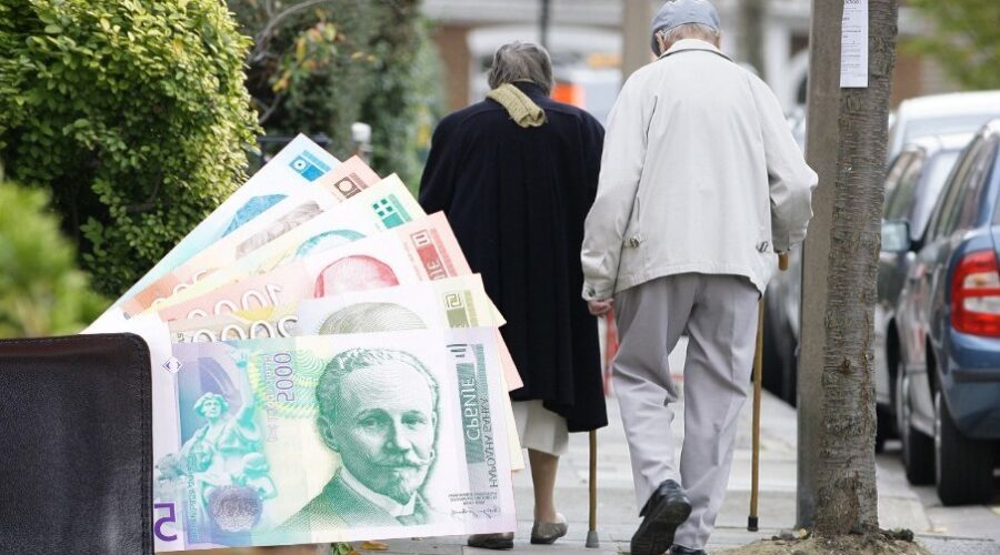 FENOMENALNE VESTI ZA PENZIONERE: Danas počinje isplata novca