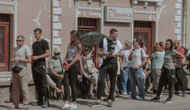 FOTO: Gužva do poslednjeg trenutka – mnogi Zrenjaninci nisu stigli da daju potpis Studentskoj listi