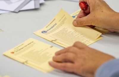 Postizborna matematika u Švedskoj – kompromisi ili istorijski presedan