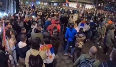 Tražiti pravdu od Stefanovića isto je kao i žaliti se Kričku: Reakcije građana koji su imali zdravstvene posledice nakon što su čuli zvuk na protestu 15. marta