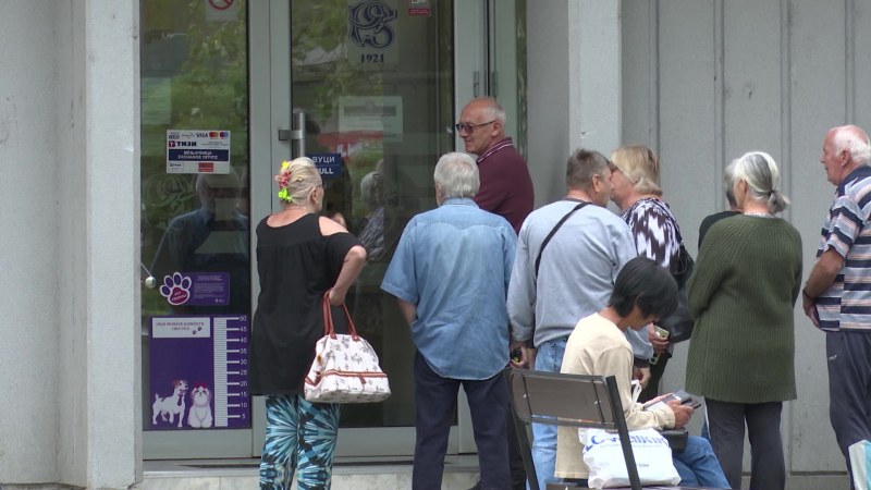 Kragujevačkim penzionerima 14. septembra isplaćena jednokratna pomoć: Evo koliko su dobili