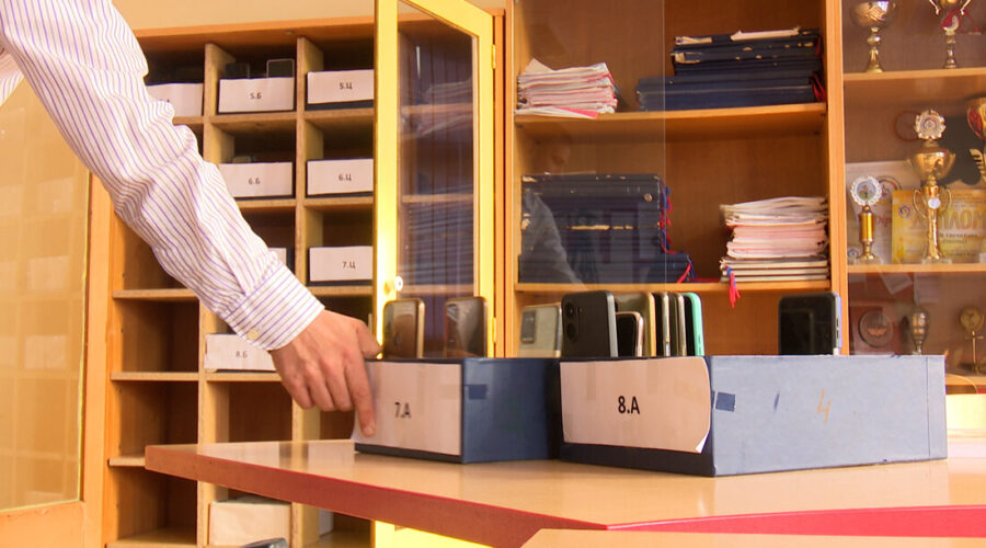 EU planira da predloži zabranu društvenih mreža za mlađe od 15 godina