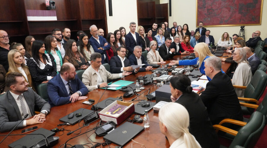 “Vreme je za normalnost”: SDP predala listu za izbore, nosilac Rasim Ljajić