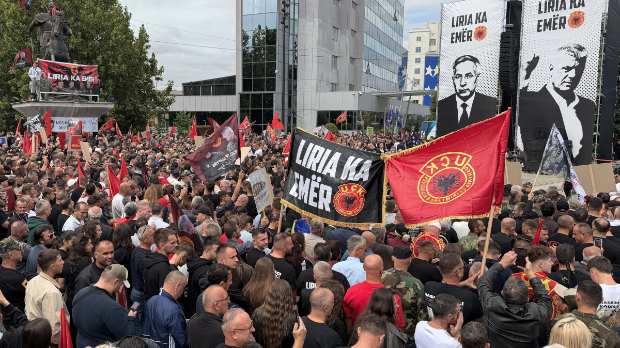Francuska i Britanija upozorile svoje državljane na velike demonstracije u Prištini 16. septembra zbog izricanja presude Tačiju