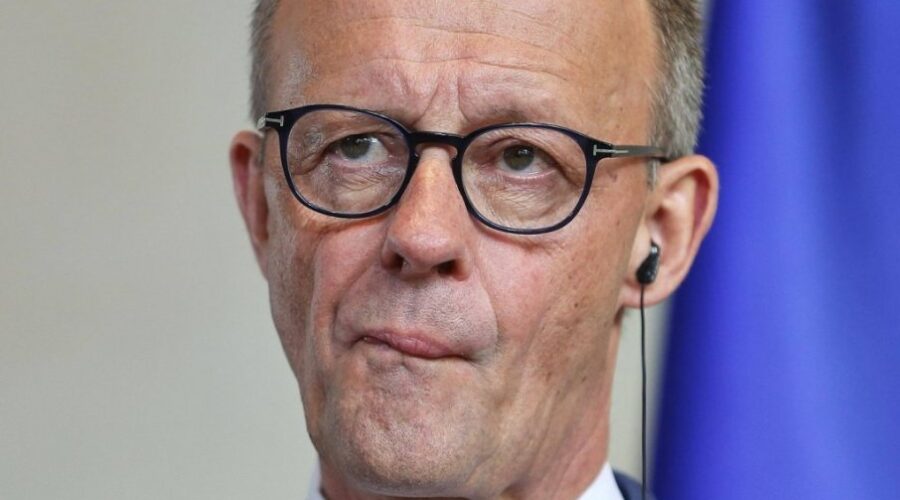 CDU saziva krizni sastanak zbog sve većeg pritiska na Merca