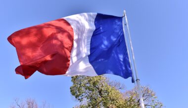 Ambasade Francuske i Britanije u Prištini upozorile svoje državljane pred izricanje presude Tačiju