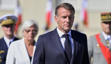 Makron zatražio od vlade potpunu mobilizaciju zbog snabdevanja i cena goriva