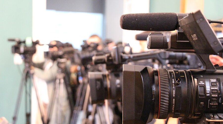 Portal INMedija ponovo na udaru: Redakciji upćene preteće poruke