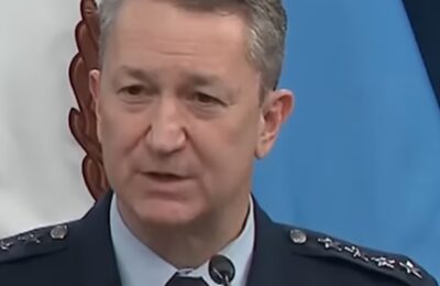 Šef Združenog generalštaba SAD najavio: Amerika mora biti pripravna i za bitke oko Meseca!