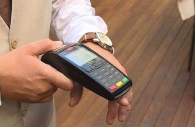 Još 11.000 malih biznisa i institucija u Srbiji može da dobije besplatan POS terminal