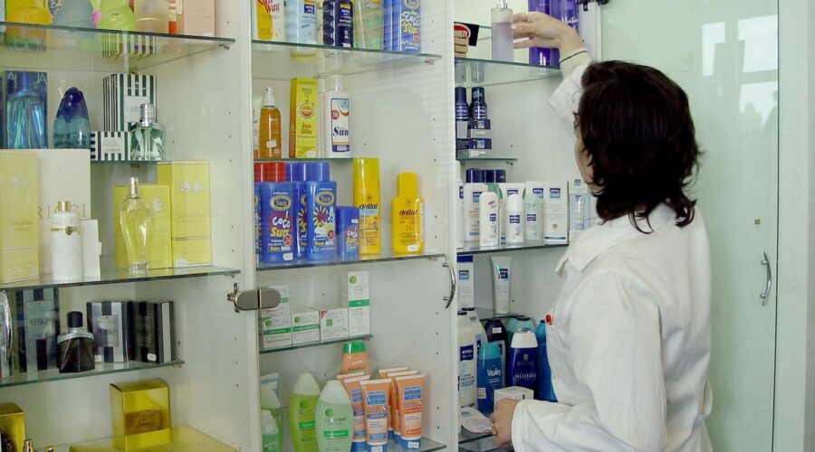 Obezbeđen novac za apoteke: Na računu sredstva za isplatu zaostalih zarada i otpremnina