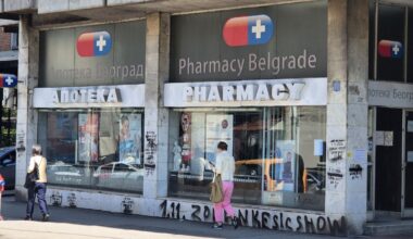 Apoteka Beograd dobija zaostale zarade, pitanje nabavke lekova i dalje nerešeno