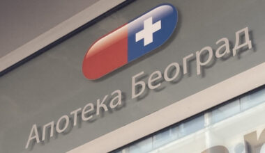 Predsedništvo Srbije nije ispunilo obećanje: Radnici Apoteka Beograd juče nisu primili 16 zaostalih plata