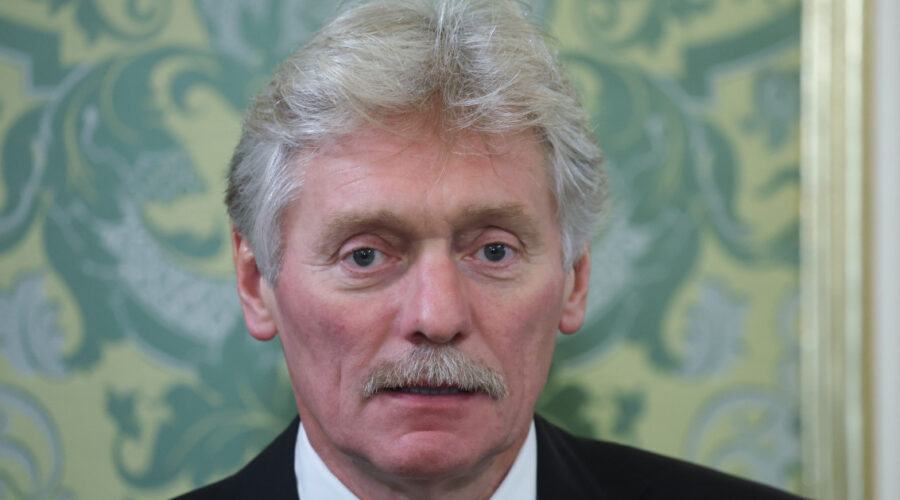 Peskov: Nove antiruske sankcije SAD otežaće mirno rešenje sukoba u Ukrajini