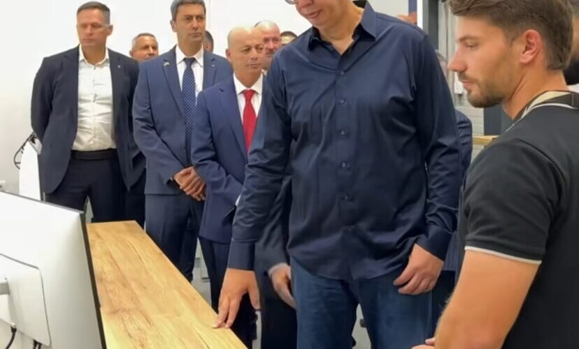 Predsednik Vučić otvorio fabriku za sklapanje dronova izraelske proizvodnje