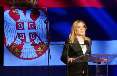 Đurđević Stamenkovski dobila orden SPC u znak priznanja za njen odnos prema Eparhiji šumadijskoj