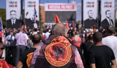 Protest u Prištini zbog presude Tačiju i drugim liderima OVK