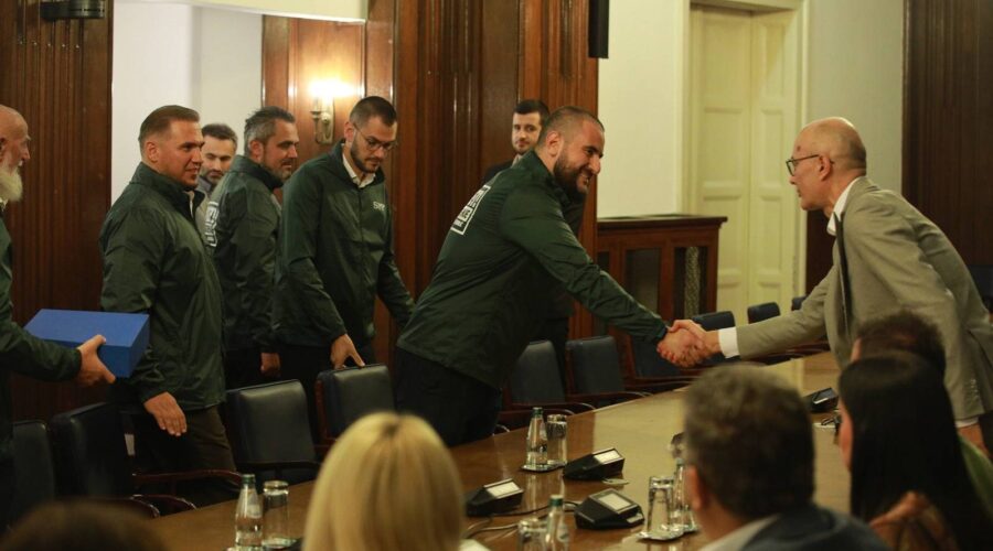 RIK: Proglašene liste „Usame Zukorlić Pokret za ujedinjenje“ i „Ruska stranka – Srbija u Briksu“