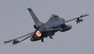 SAD: F-16 se srušio i zapalio tokom vežbe u Mičigenu